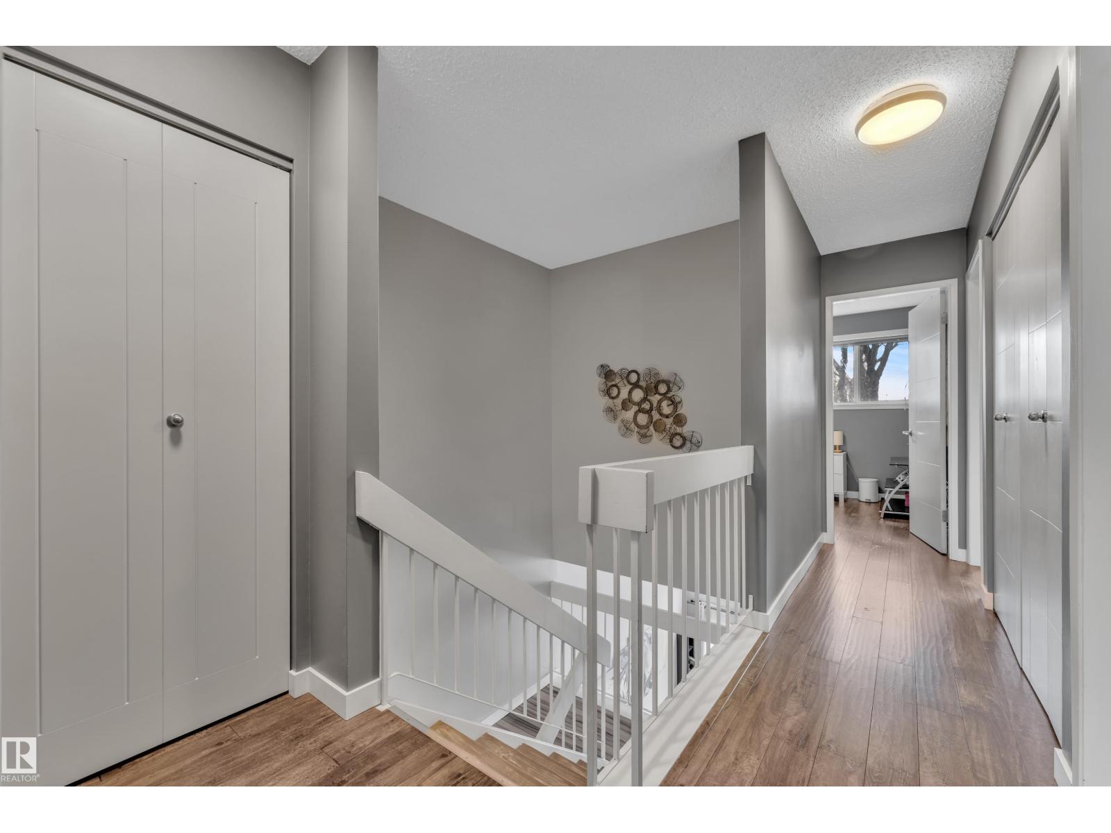 1009 Millbourne Road East Nw Nw, Edmonton, Alberta  T6K 0T2 - Photo 10 - E4479314