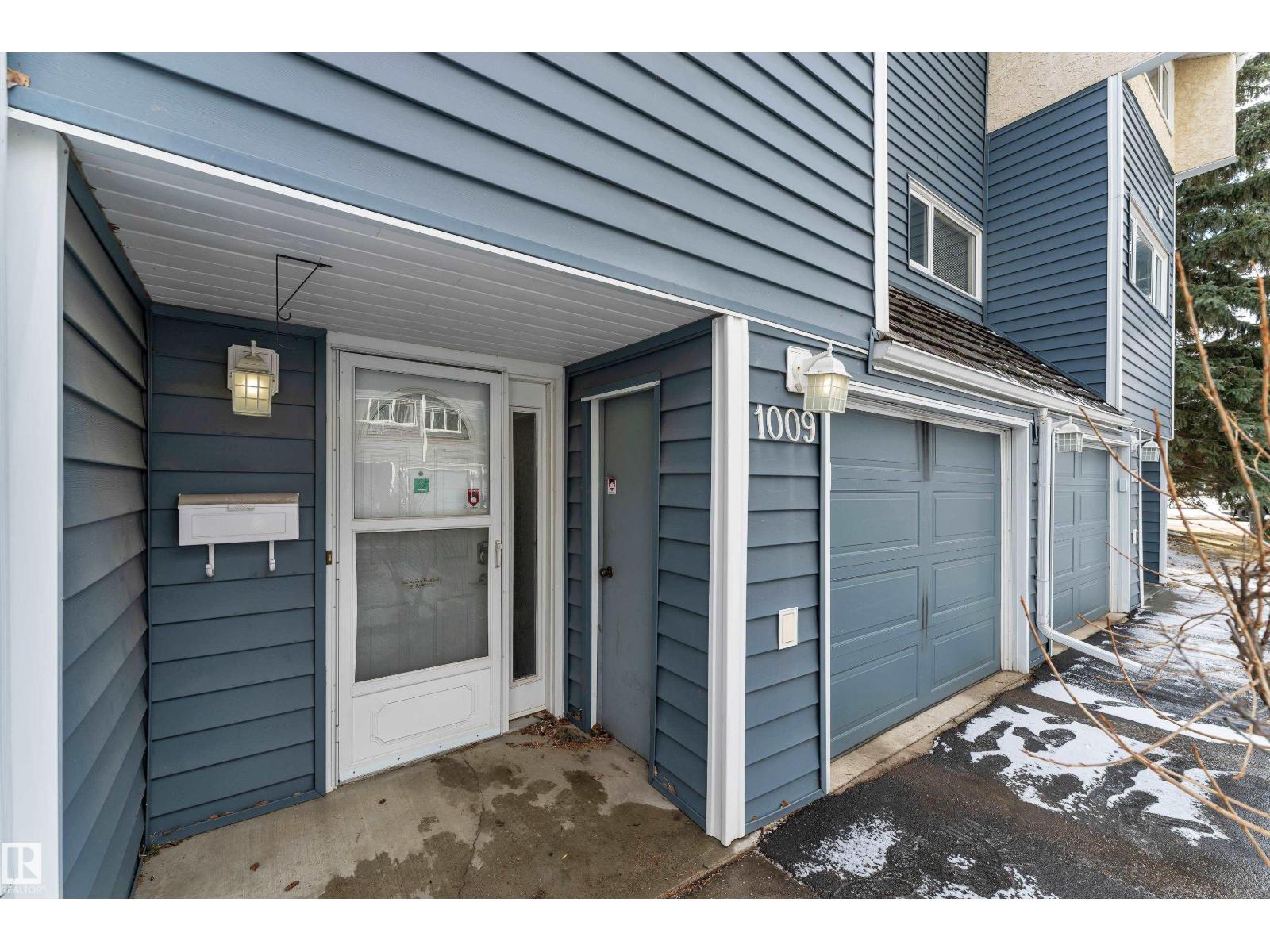 1009 Millbourne Road East Nw Nw, Edmonton, Alberta  T6K 0T2 - Photo 21 - E4479314