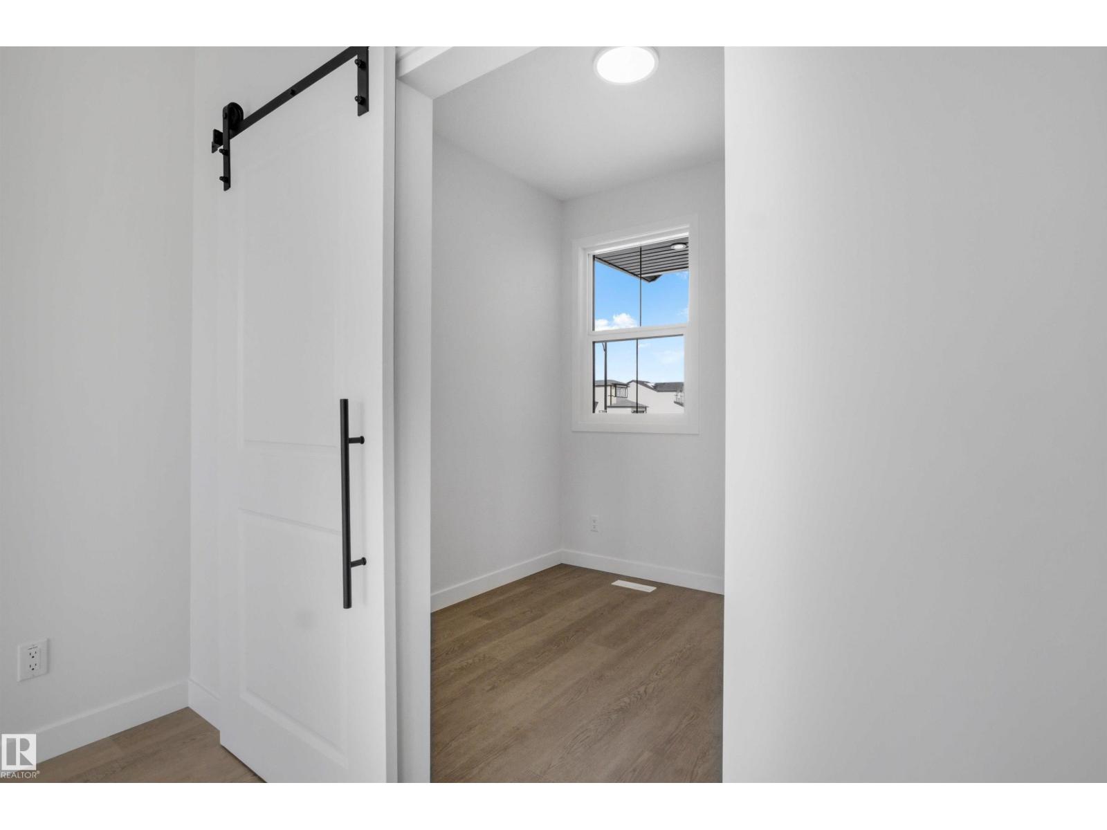 1126 Cristall Cr Sw, Edmonton, Alberta  T6W 5S9 - Photo 8 - E4479313