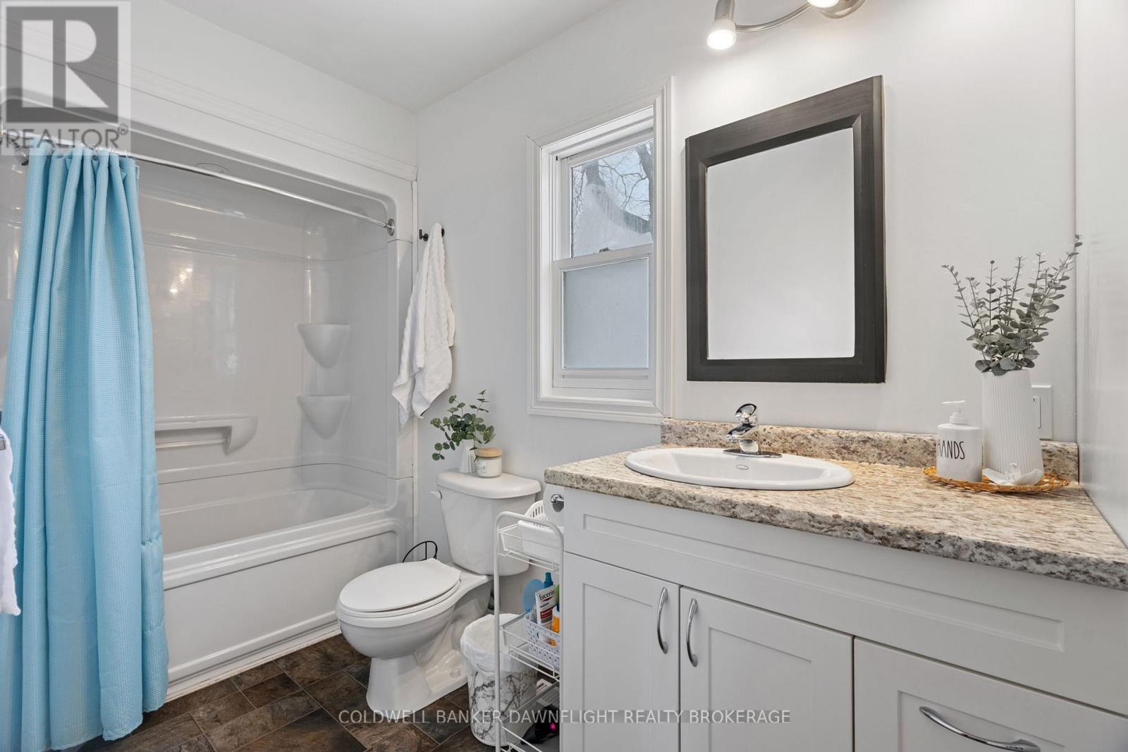 237 Huron Street W, South Huron, Ontario  N0M 1S2 - Photo 17 - X12718800