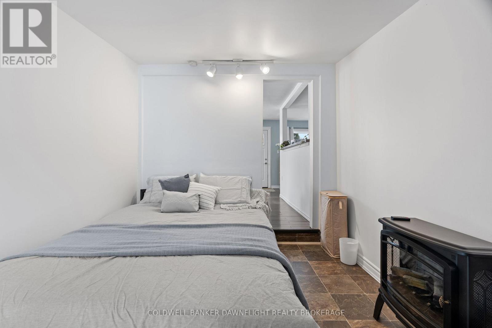 237 Huron Street W, South Huron, Ontario  N0M 1S2 - Photo 15 - X12718800