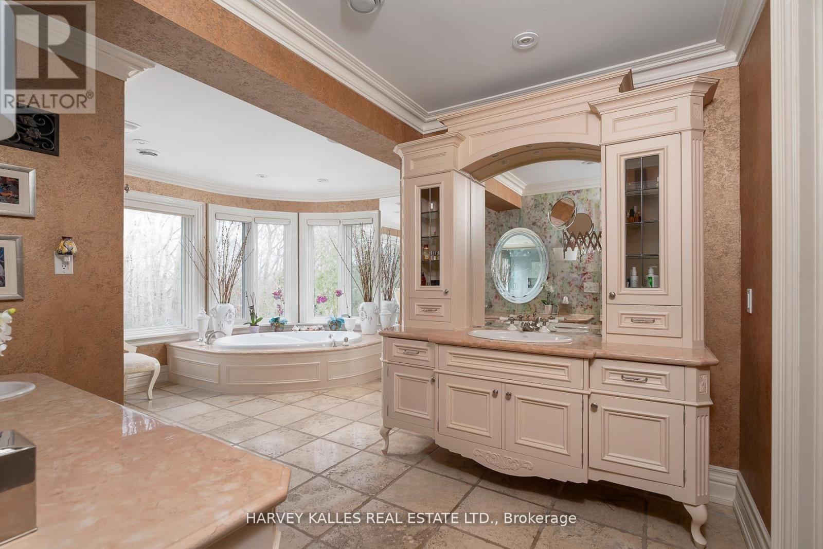 7 Ridgewood Road, Toronto (Forest Hill South), Ontario  M5P 1T4 - Photo 15 - C12929074