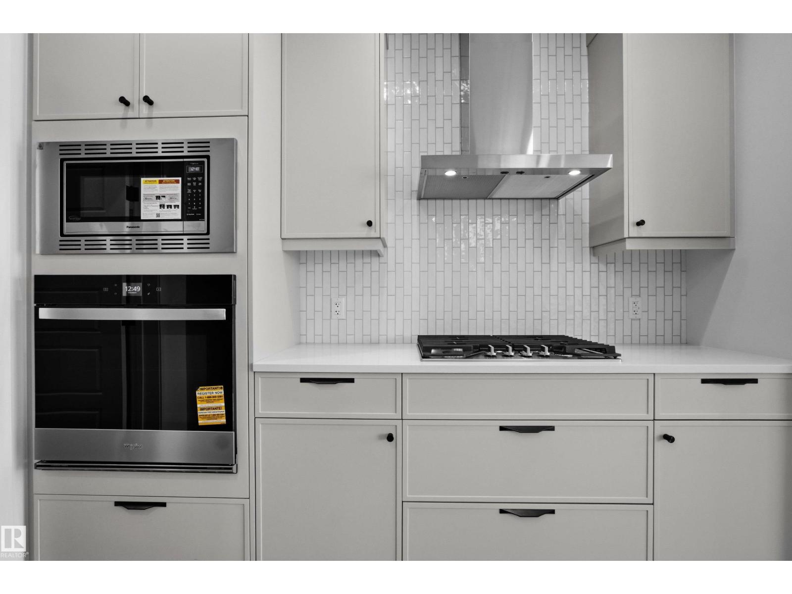 3924 Chrustawka Pl Sw, Edmonton, Alberta  T6W 5K6 - Photo 2 - E4479311