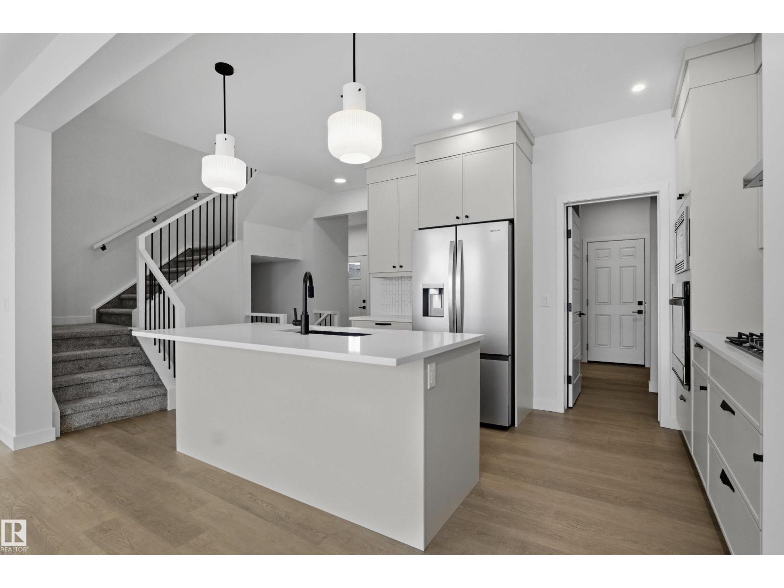 3924 Chrustawka Pl Sw, Edmonton, Alberta  T6W 5K6 - Photo 6 - E4479311