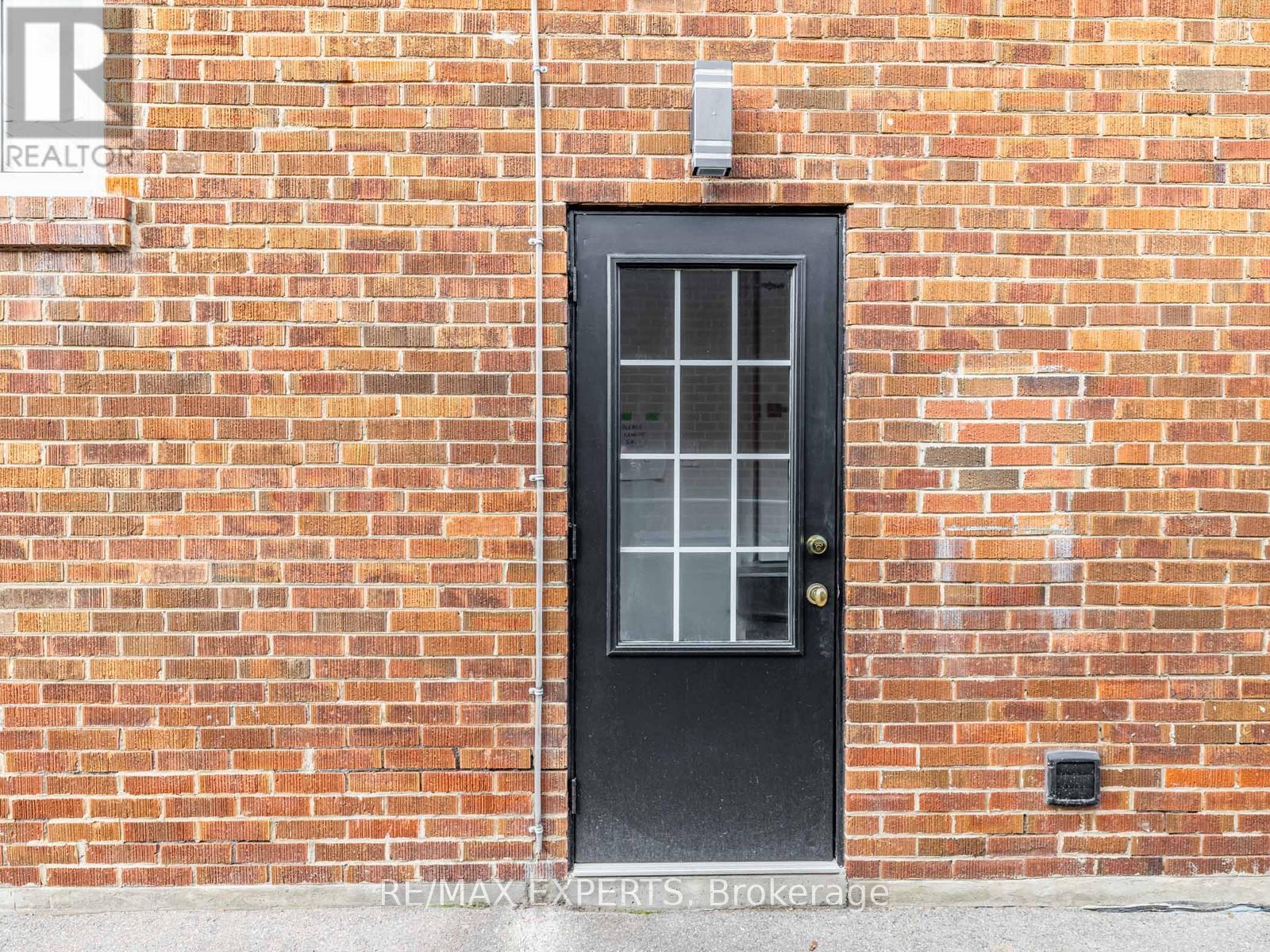 Bsmt - 2103 Avenue Road, Toronto (Bedford Park-Nortown), Ontario  M5M 4A9 - Photo 2 - C12929156