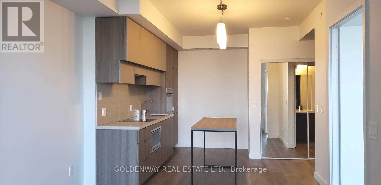 1706 - 8 Eglinton Avenue E, Toronto, Ontario  M4P 0C1 - Photo 2 - C12929198