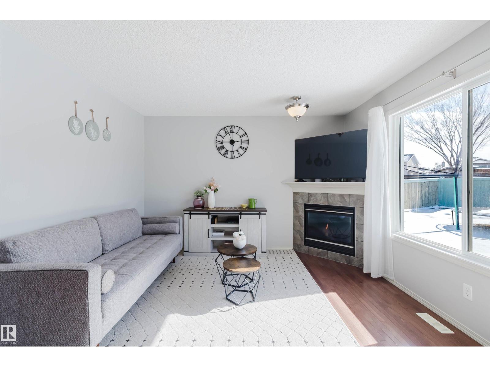 2349 Lemieux Pl Nw, Edmonton, Alberta  T6R 0C3 - Photo 6 - E4479349