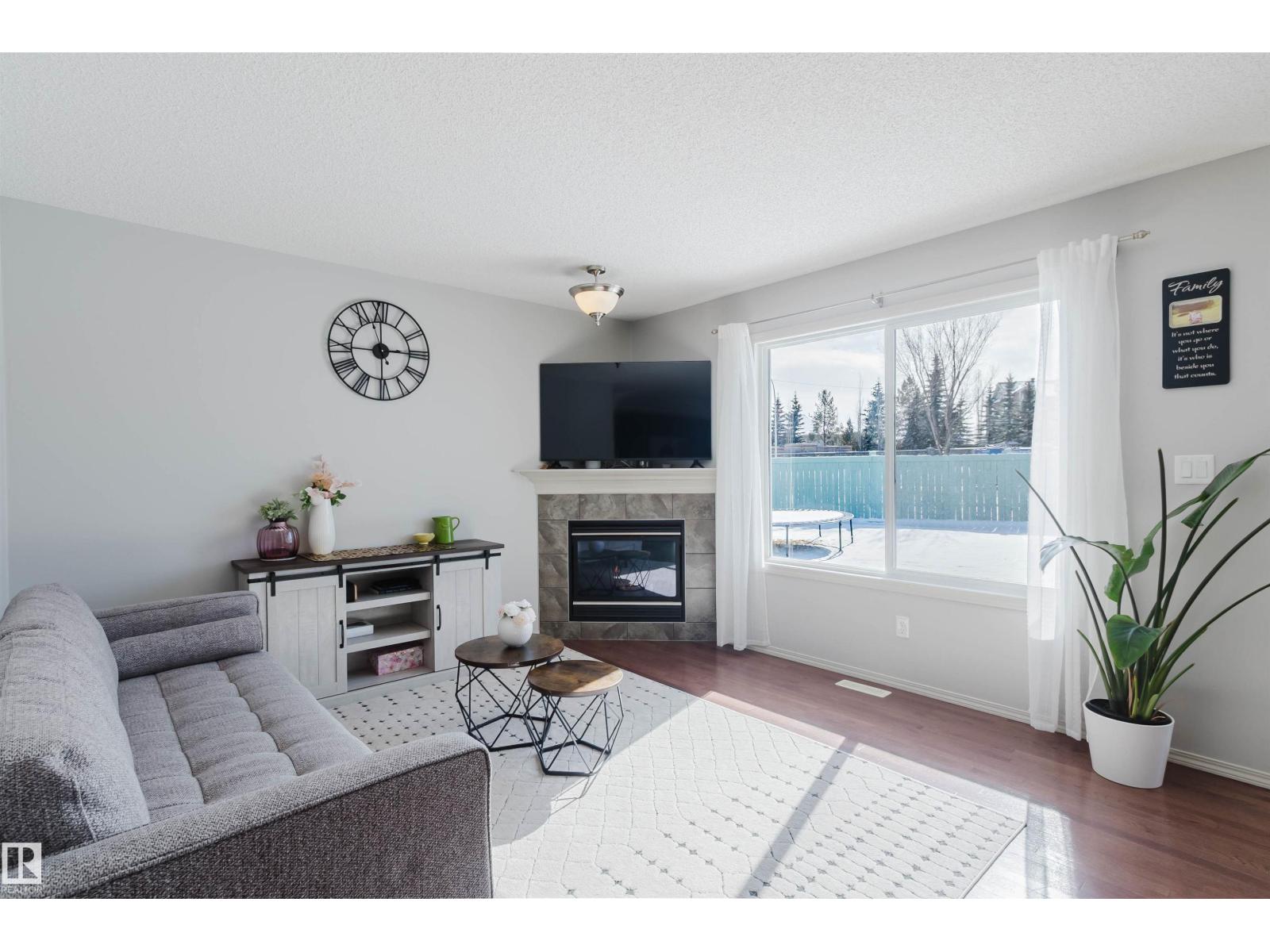 2349 Lemieux Pl Nw, Edmonton, Alberta  T6R 0C3 - Photo 4 - E4479349