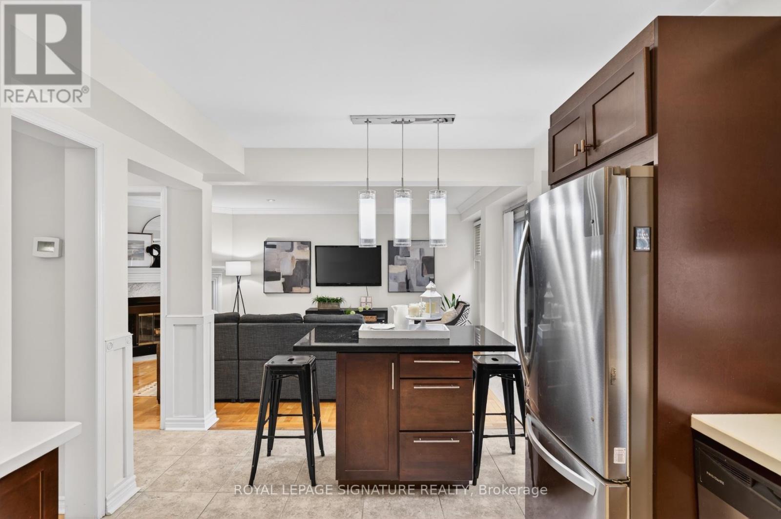 118 Bassett Boulevard, Whitby, Ontario  L1N 8X5 - Photo 10 - E12929108