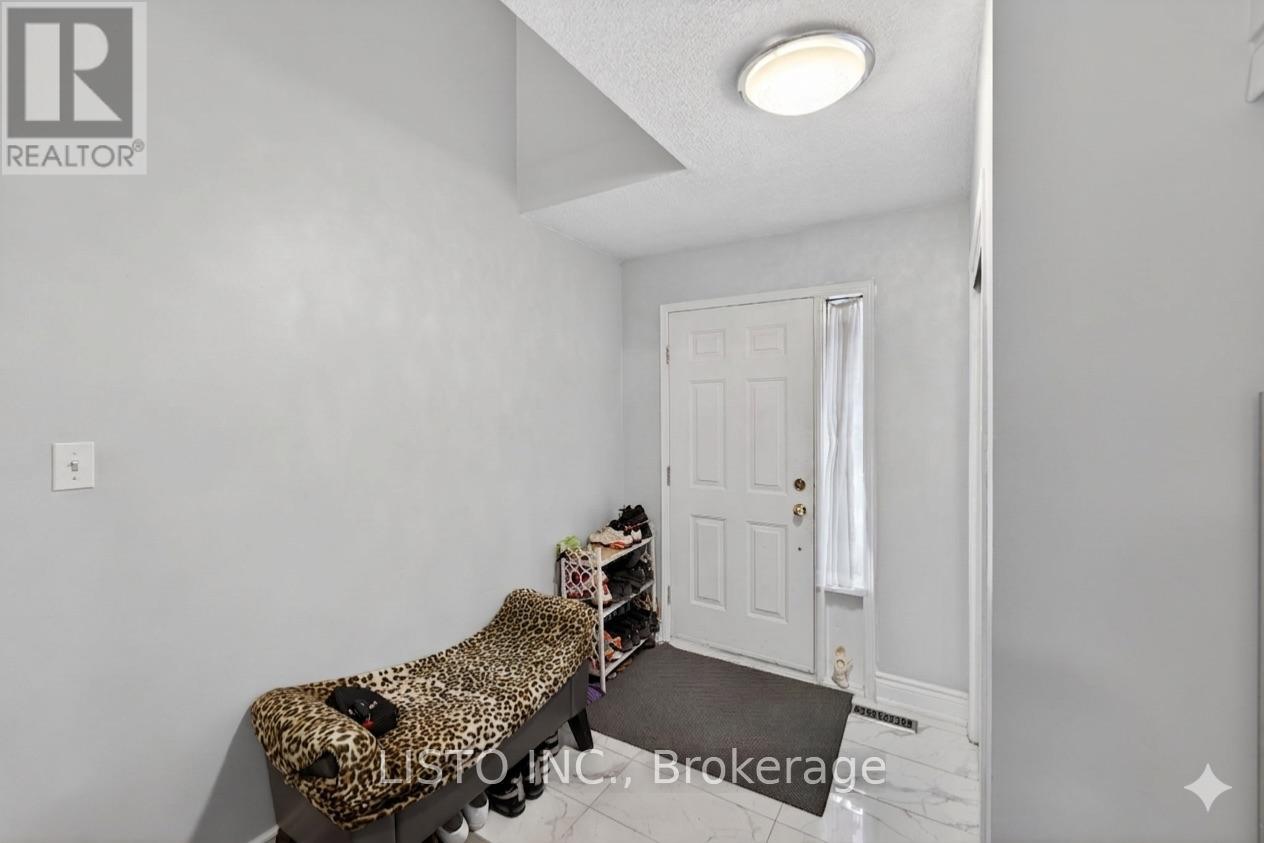 106 Timber Mill Avenue N, Whitby (Williamsburg), Ontario  L1R 2H4 - Photo 3 - E12929124