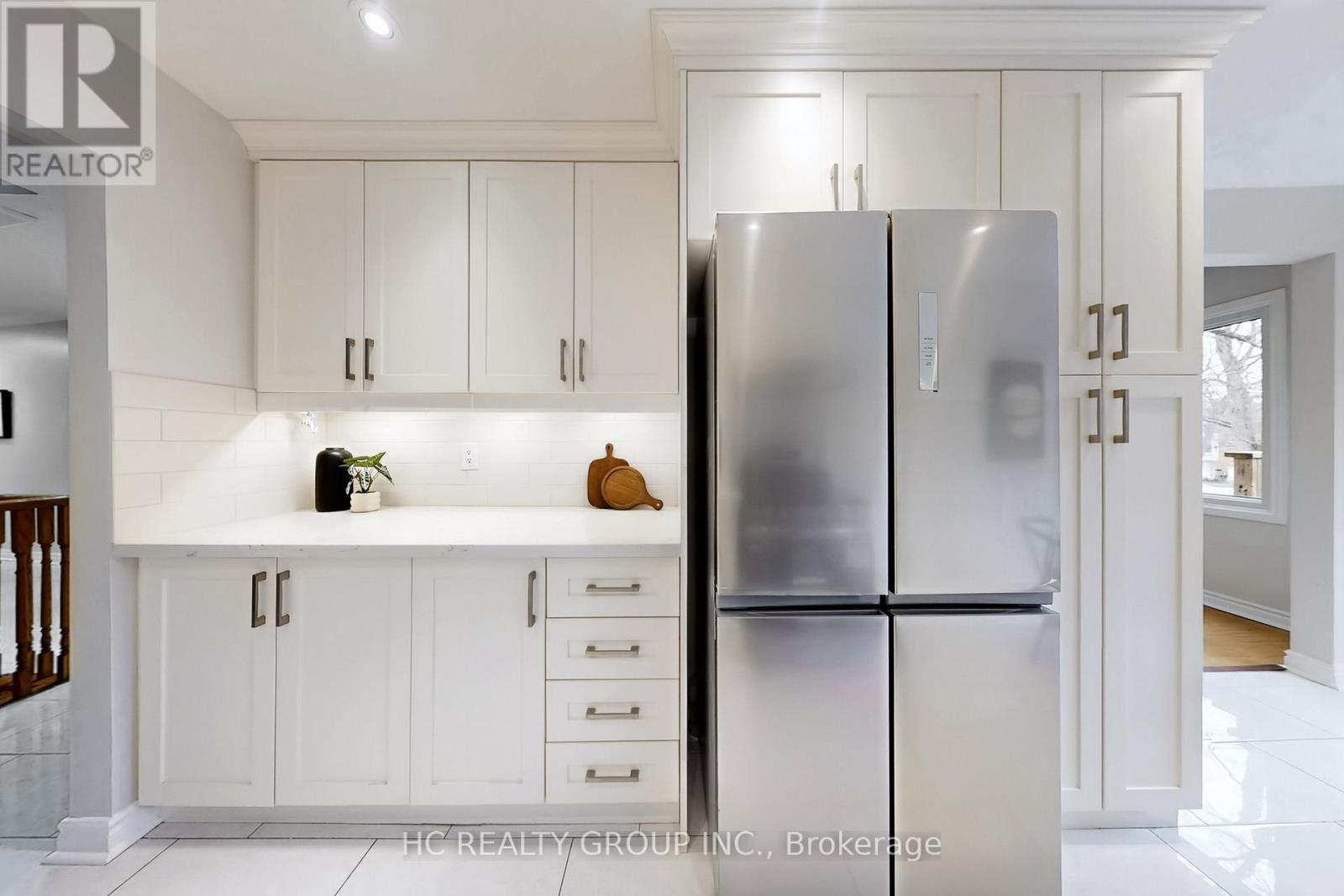 45 Cardwell Avenue, Toronto, Ontario  M1S 4Y4 - Photo 19 - E12929162