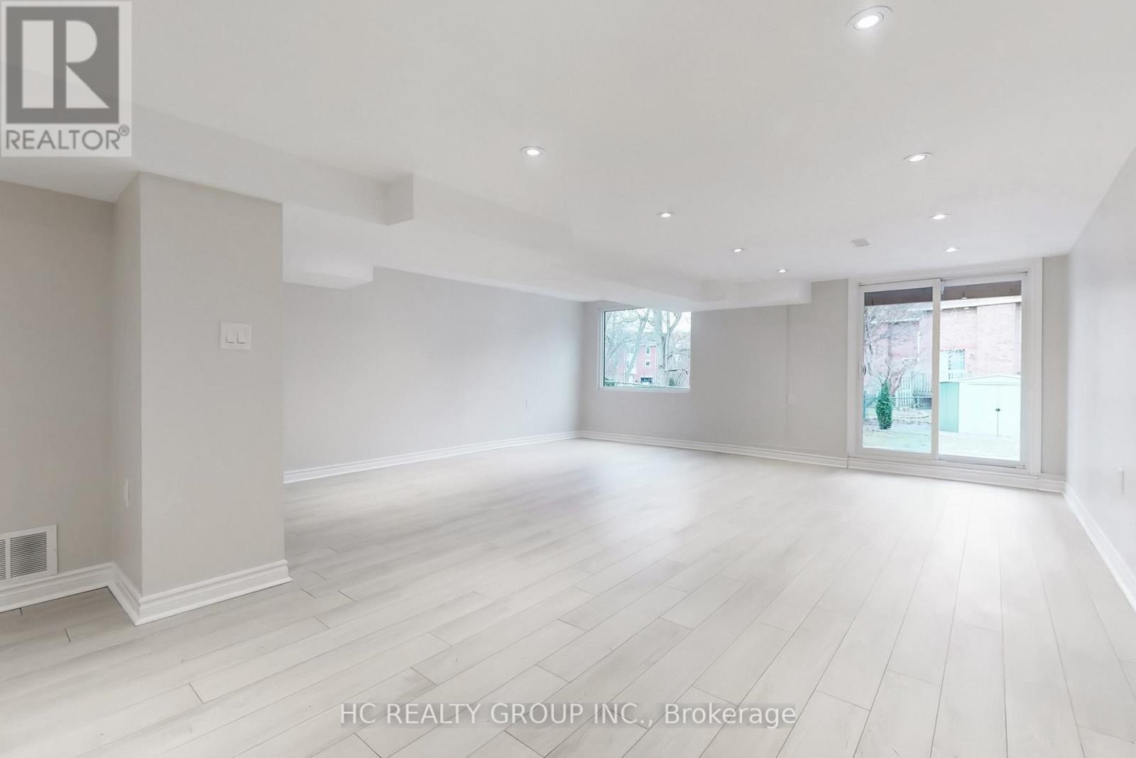 45 Cardwell Avenue, Toronto, Ontario  M1S 4Y4 - Photo 39 - E12929162