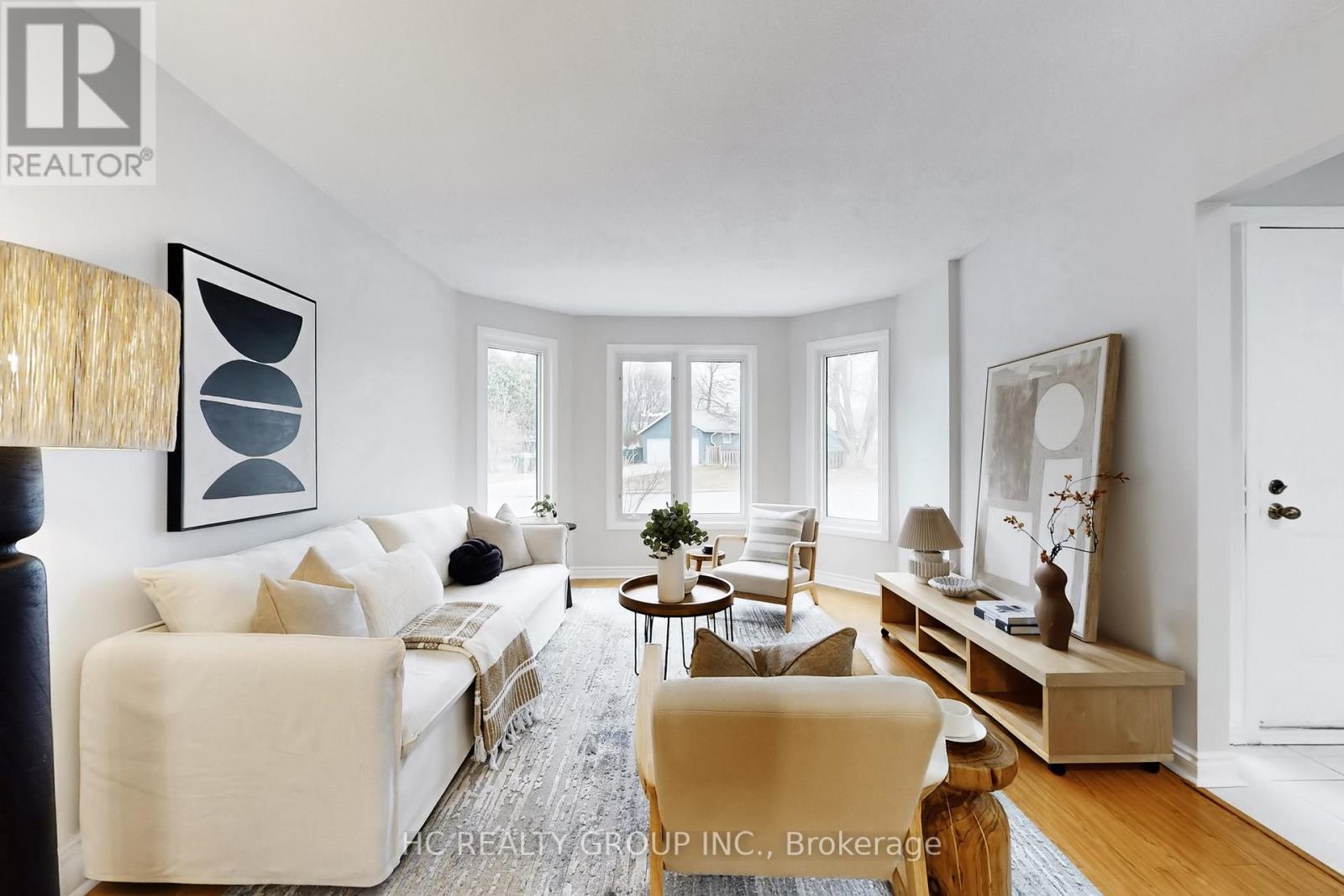 45 Cardwell Avenue, Toronto, Ontario  M1S 4Y4 - Photo 4 - E12929162