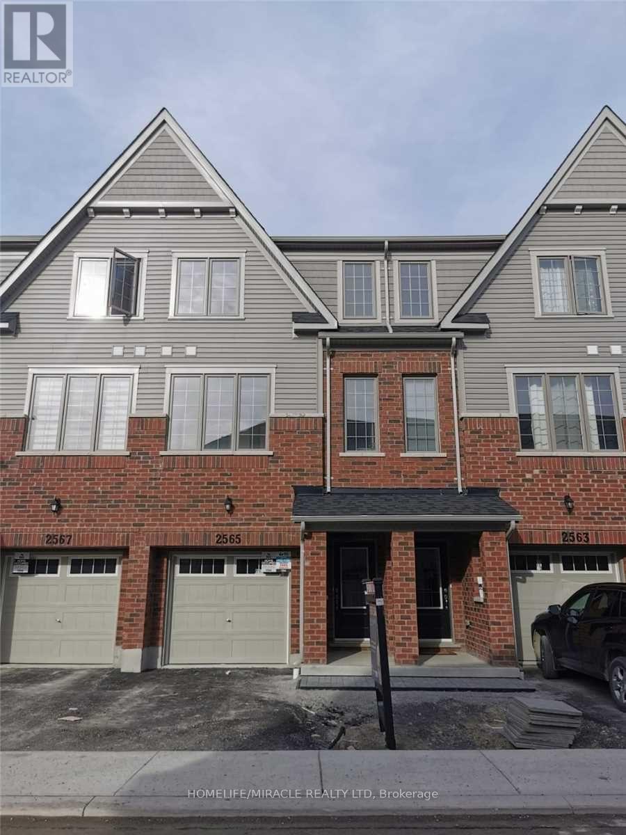 2565 MOJAVE PATH, Oshawa, Ontario