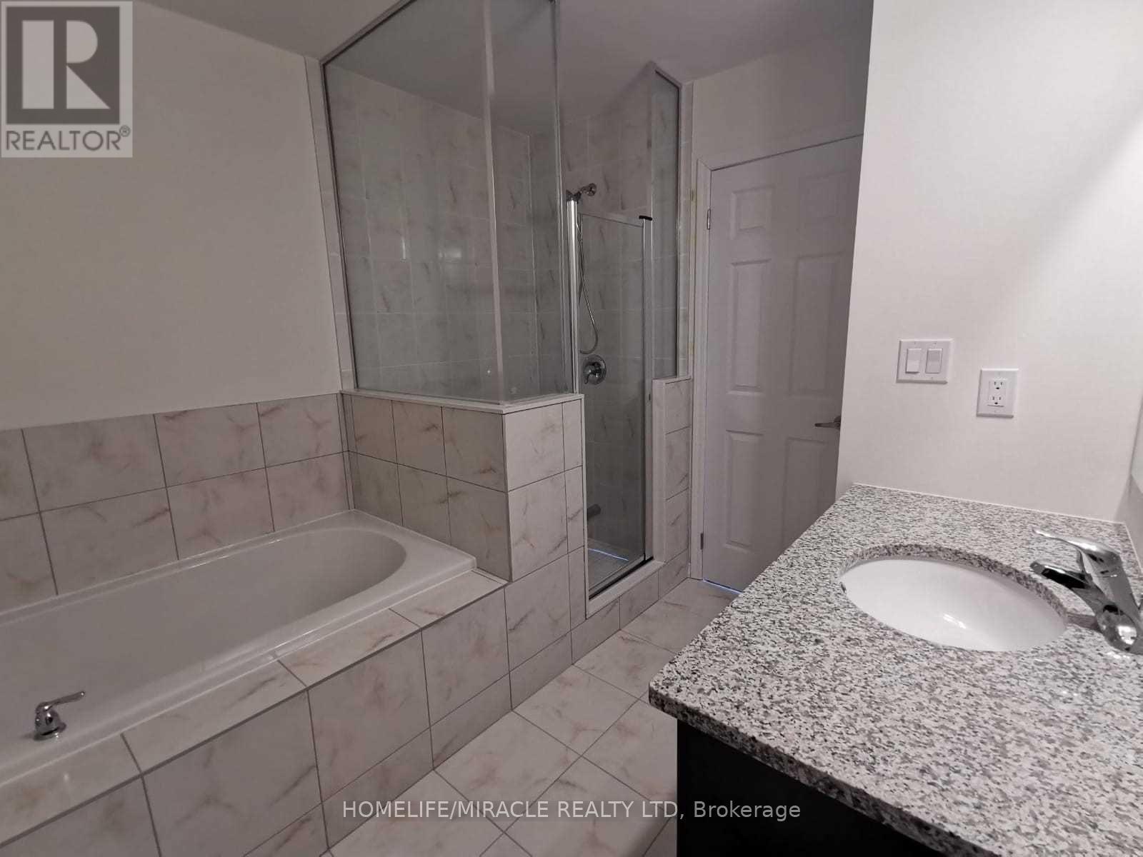 2565 Mojave Path, Oshawa, Ontario  L1L 0P9 - Photo 10 - E12929210