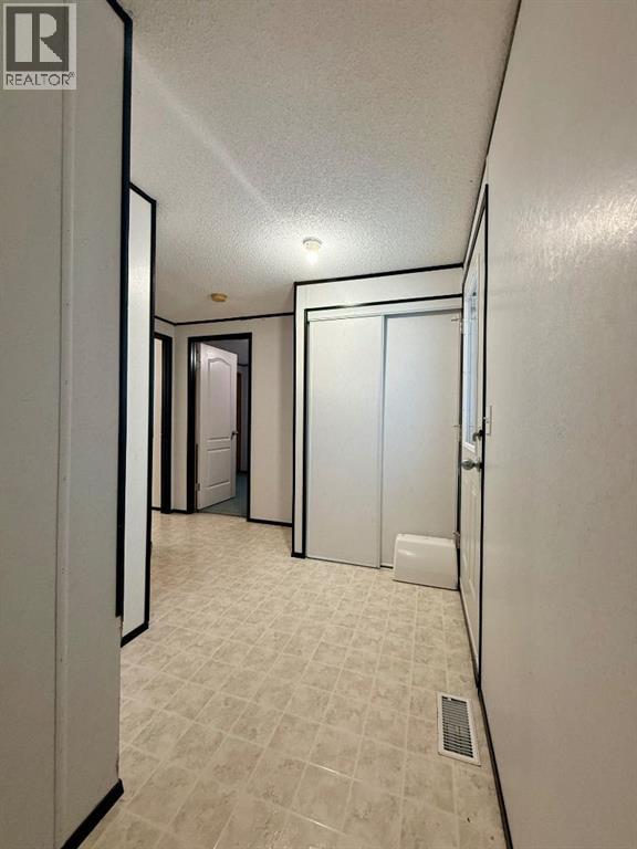 10406 Homestead Way, La Crete, Alberta  T0H 2H0 - Photo 15 - A2293997