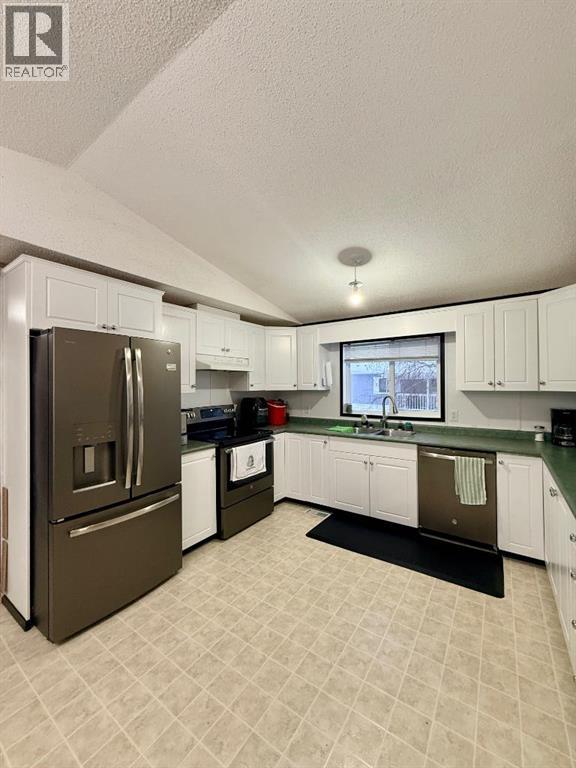 10406 Homestead Way, La Crete, Alberta  T0H 2H0 - Photo 9 - A2293997