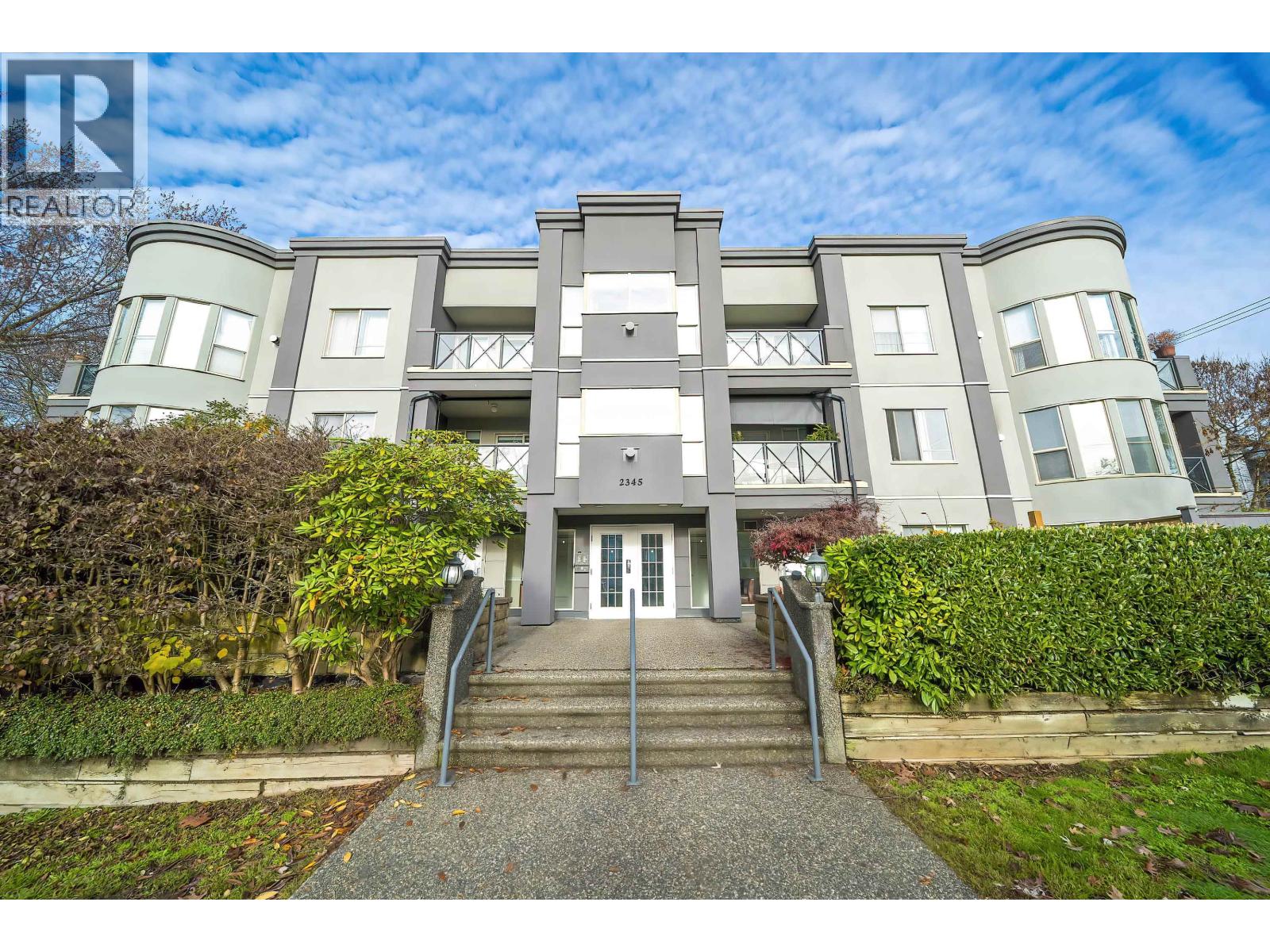 201 2345 Central Avenue, Port Coquitlam, British Columbia  V3C 1V9 - Photo 1 - R3068086