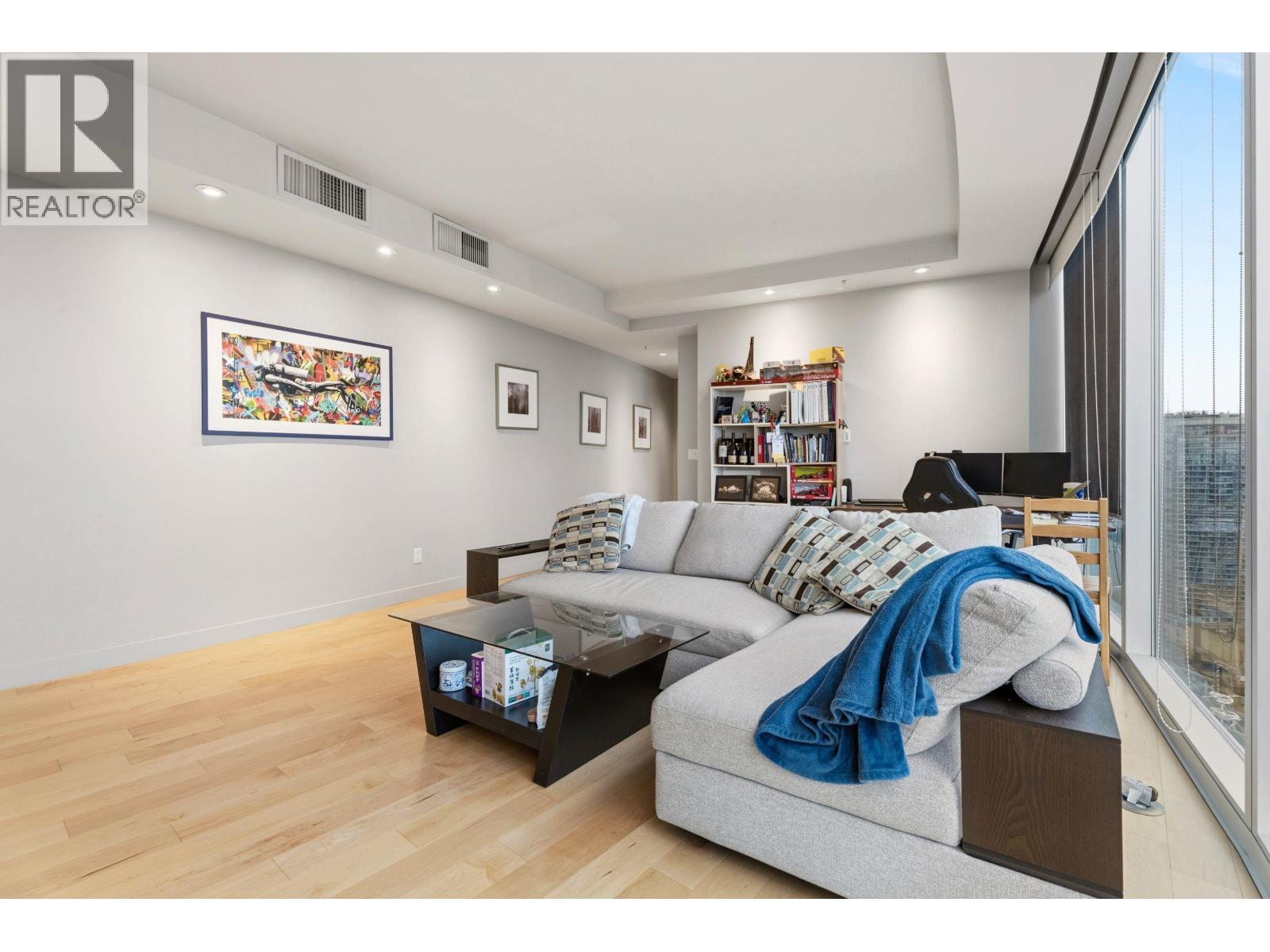 3403 938 Nelson Street, Vancouver, British Columbia  V6Z 3A7 - Photo 11 - R3103967