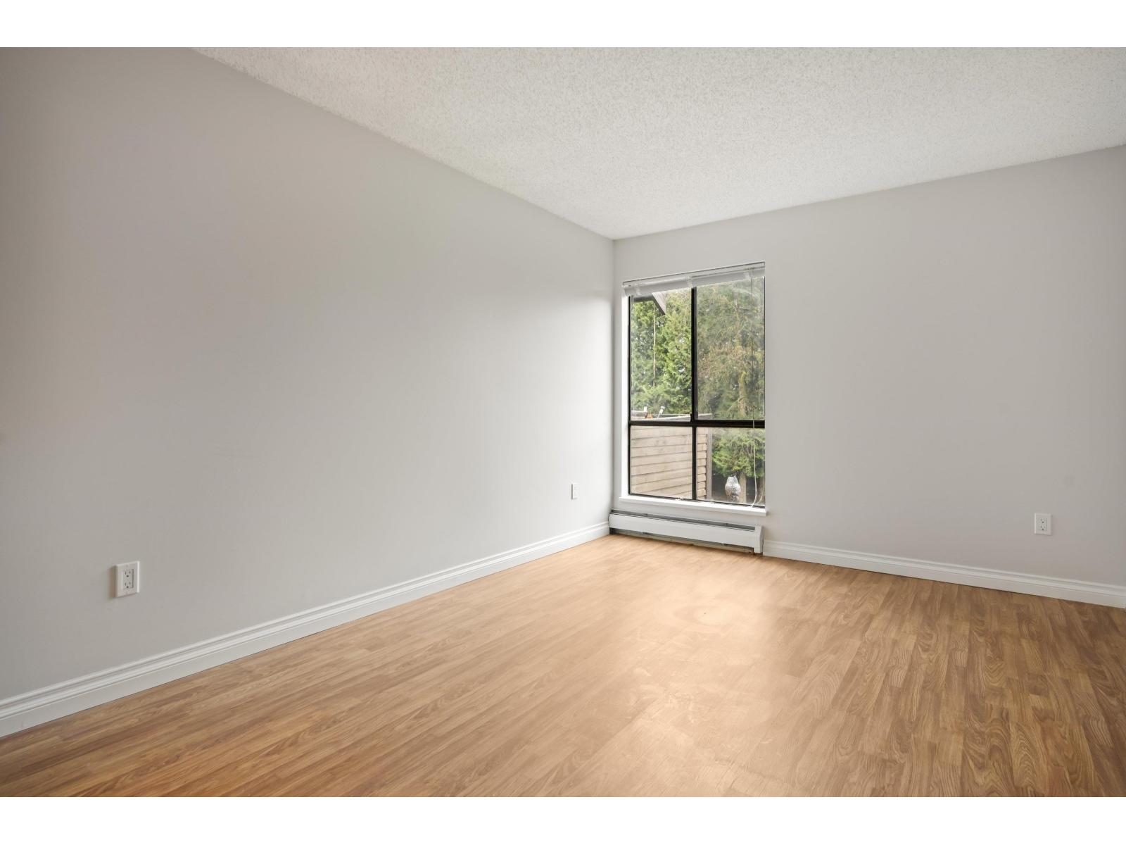 302 10662 151a Street, Surrey, British Columbia  V3R 8T3 - Photo 23 - R3103490