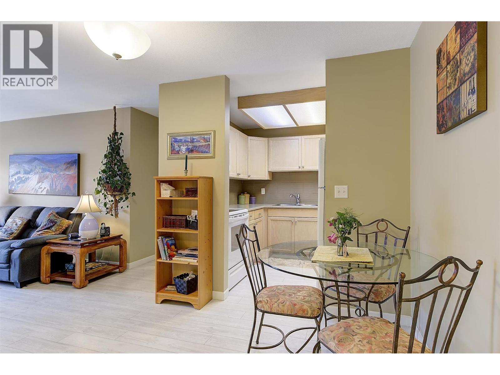 3155 De Montreuil Court Unit# 212, Kelowna, British Columbia  V1W 3W1 - Photo 5 - 10380394