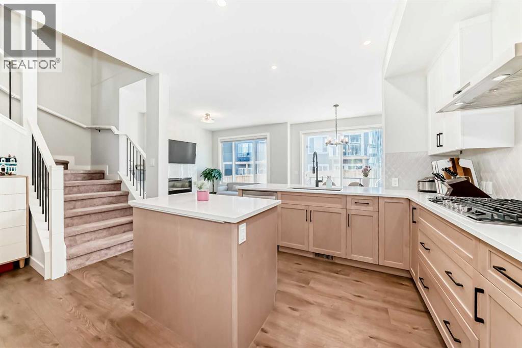 47 Amblefield Grove Nw, Calgary, Alberta  T3P 2B7 - Photo 10 - A2295378