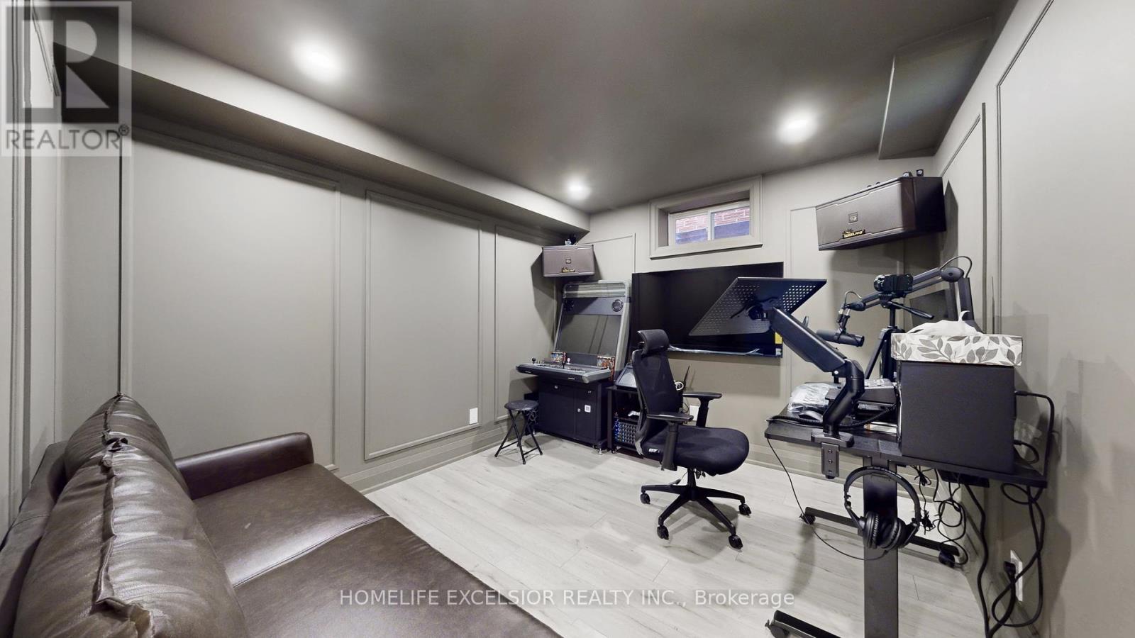 84 Jessica Gardens, Vaughan, Ontario  L4J 3G2 - Photo 29 - N12929144