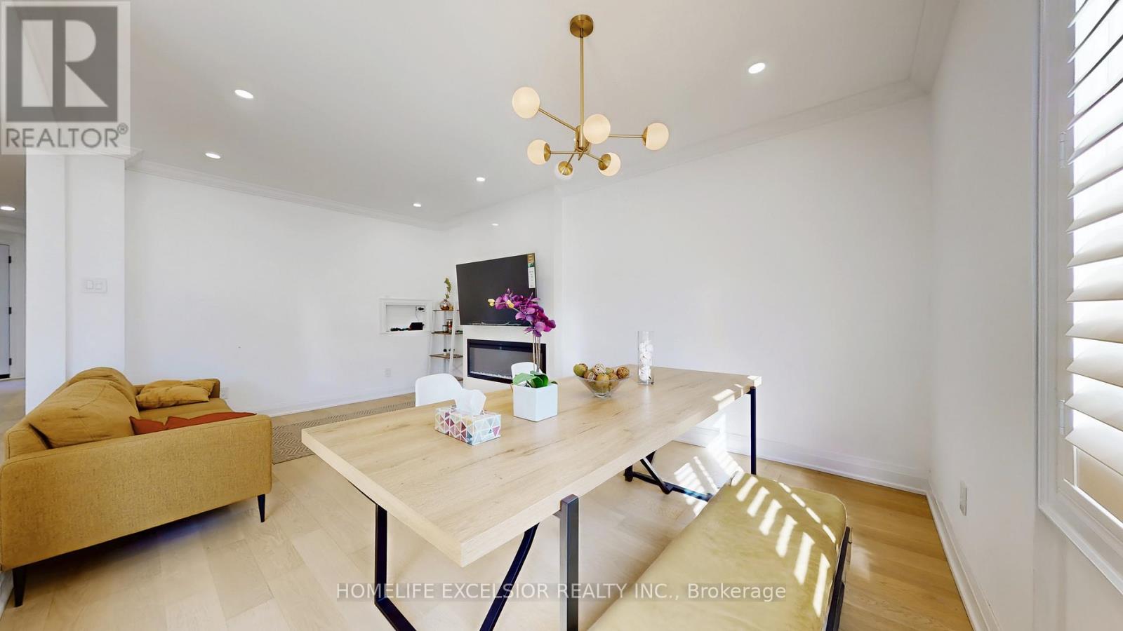 84 Jessica Gardens, Vaughan, Ontario  L4J 3G2 - Photo 7 - N12929144