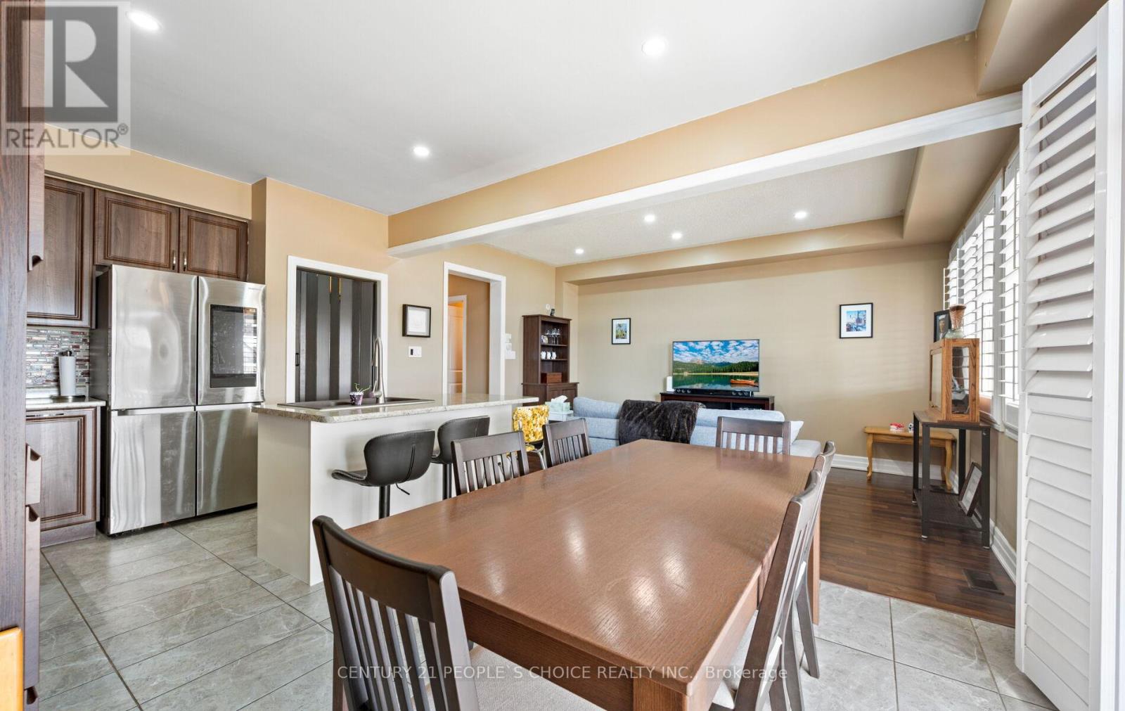 17 Wagner Crescent, Essa, Ontario  L3W 0P4 - Photo 17 - N12929152