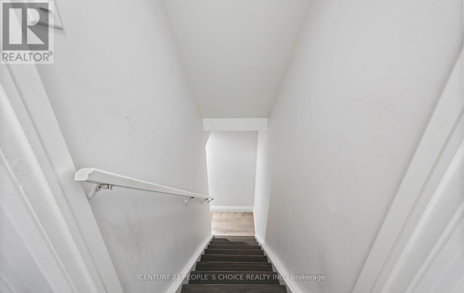 17 Wagner Crescent, Essa, Ontario  L3W 0P4 - Photo 38 - N12929152