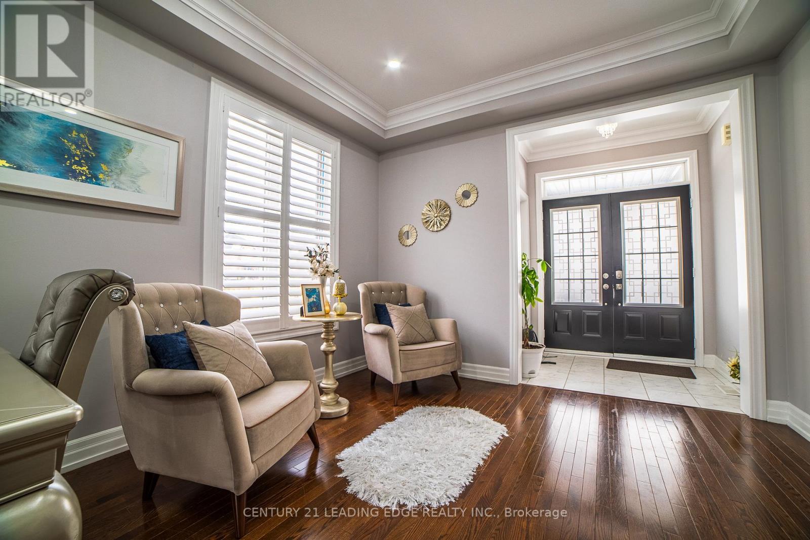 28 Prosperity Way, East Gwillimbury, Ontario  L9N 0V1 - Photo 8 - N12929160