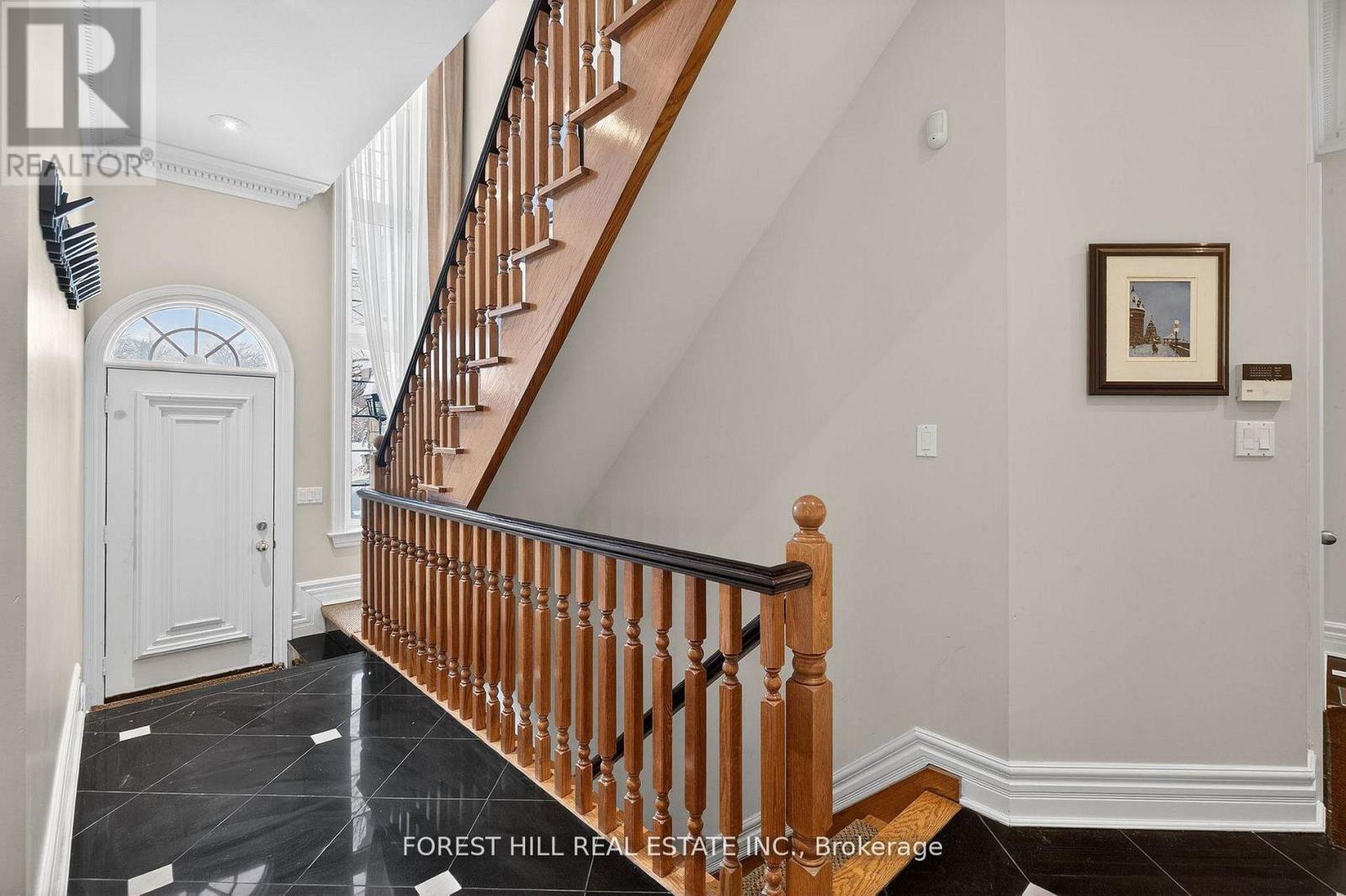 161 Renaissance Court, Vaughan, Ontario  L4J 7W4 - Photo 18 - N12929192