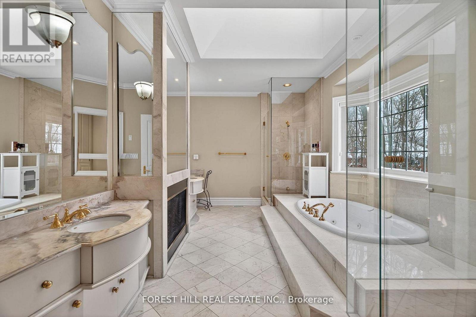 161 Renaissance Court, Vaughan, Ontario  L4J 7W4 - Photo 26 - N12929192