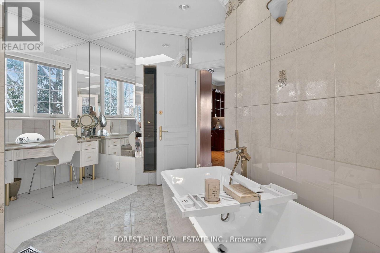 161 Renaissance Court, Vaughan, Ontario  L4J 7W4 - Photo 32 - N12929192