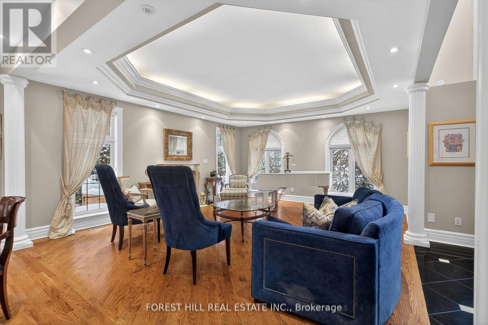 161 Renaissance Court, Vaughan, Ontario  L4J 7W4 - Photo 5 - N12929192