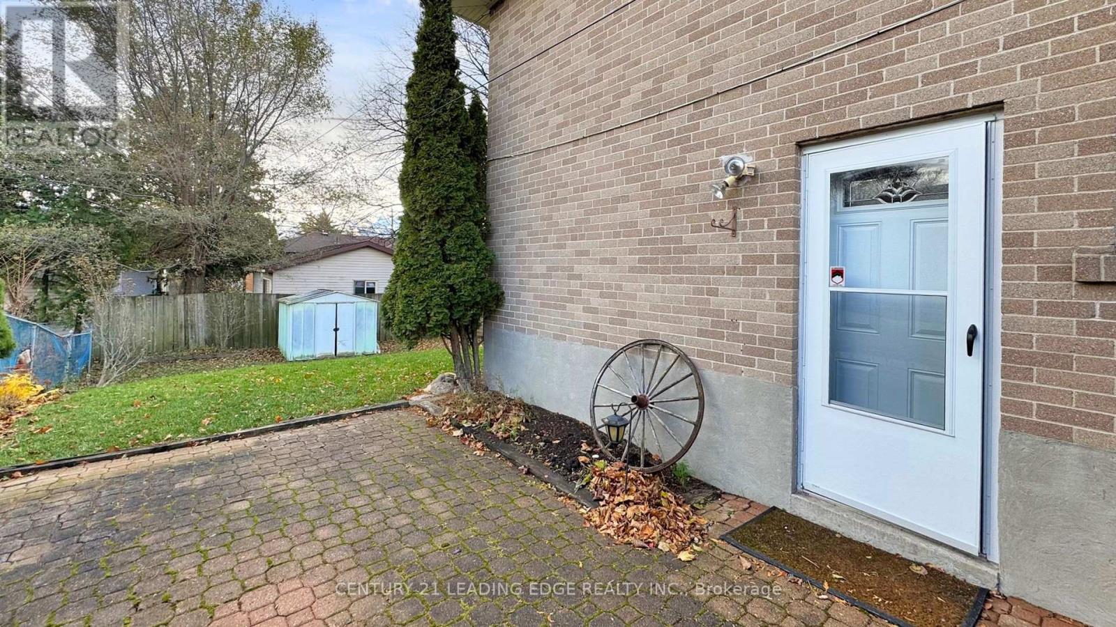 113 Sherwood Forest Drive, Markham, Ontario  L3P 1P9 - Photo 37 - N12914168