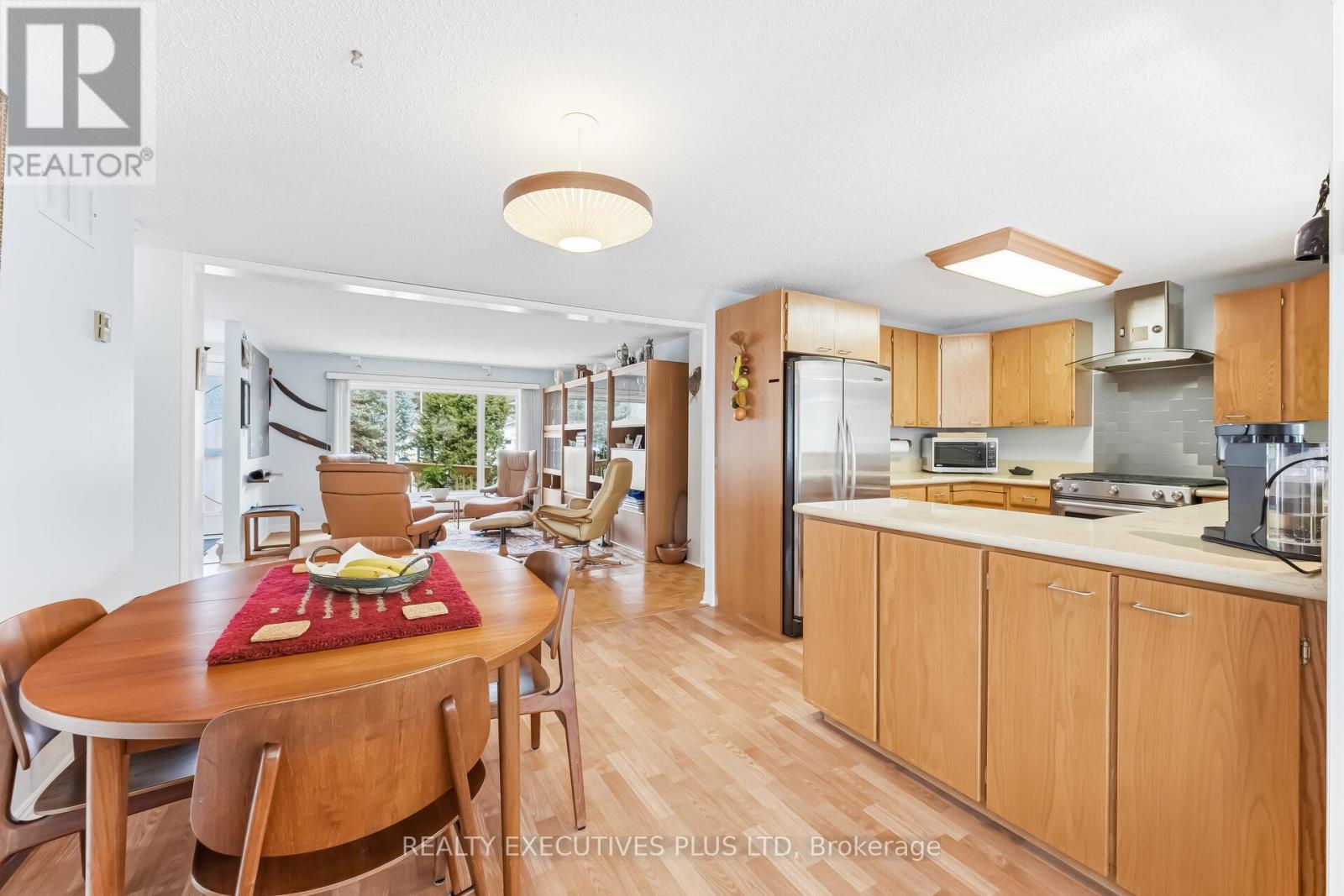 42 Tecumseth Pines Drive, New Tecumseth, Ontario  L0G 1W0 - Photo 10 - N12926588