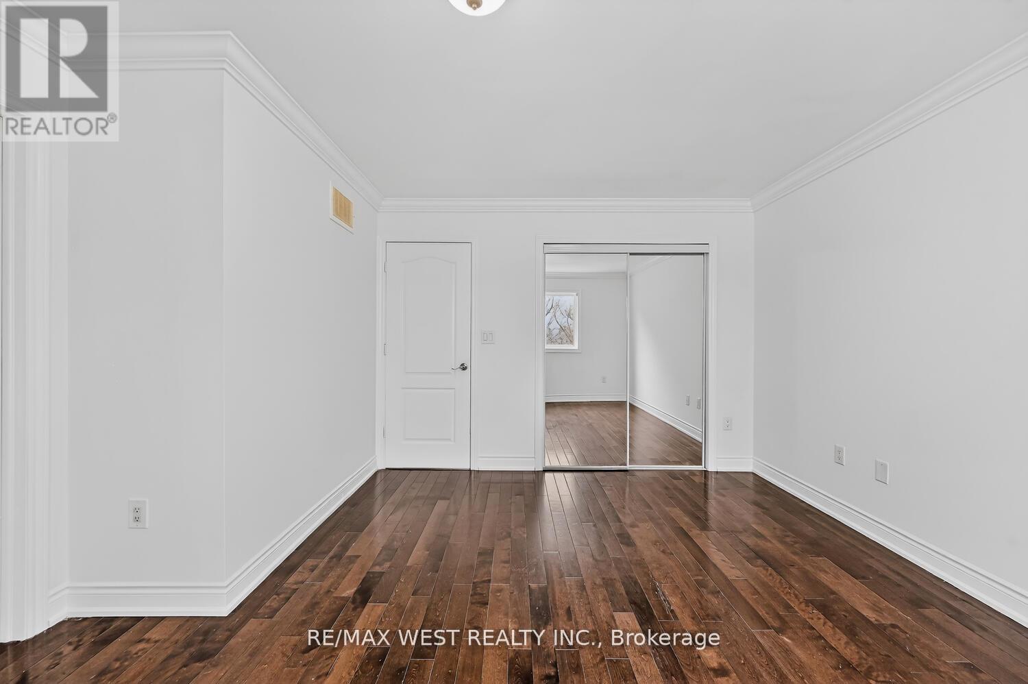 75 Forestgrove Circle, Brampton, Ontario L6Z 4T3 - Photo 32 - W12736930