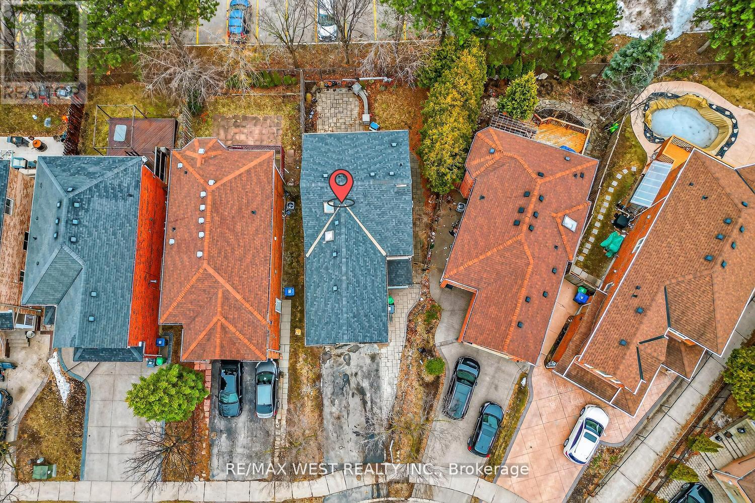 75 Forestgrove Circle, Brampton, Ontario L6Z 4T3 - Photo 7 - W12736930