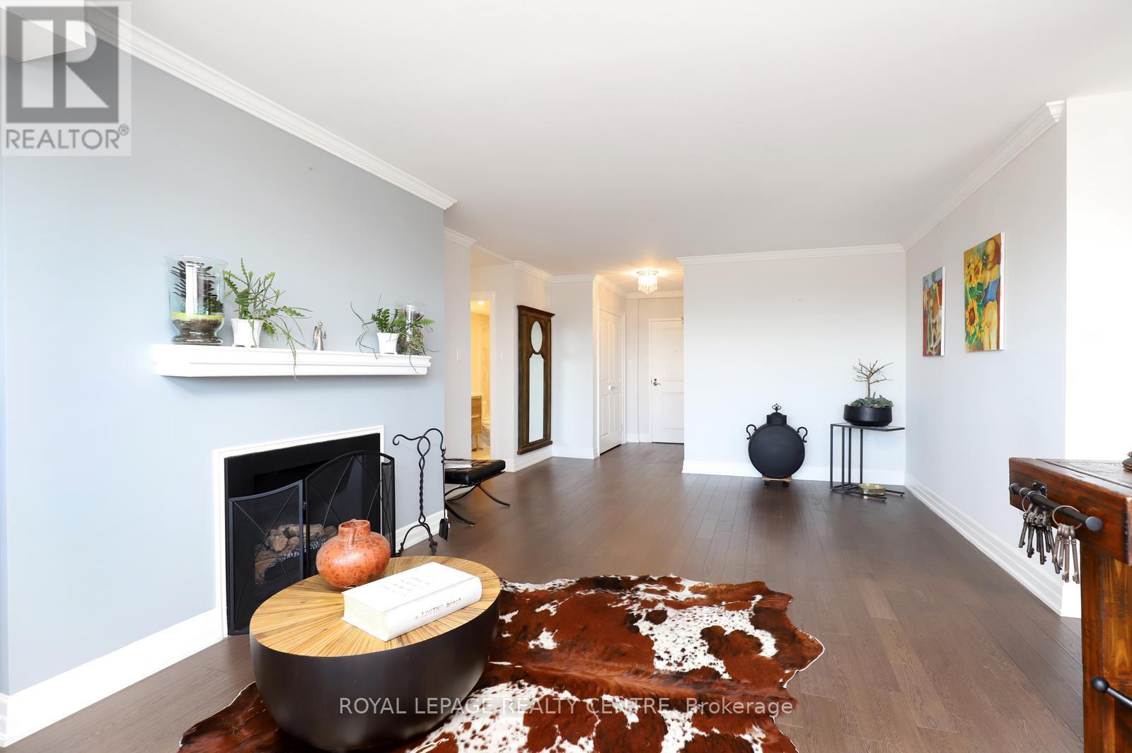 1607 - 1359 White Oaks Boulevard, Oakville, Ontario  L6H 2R8 - Photo 12 - W12866998