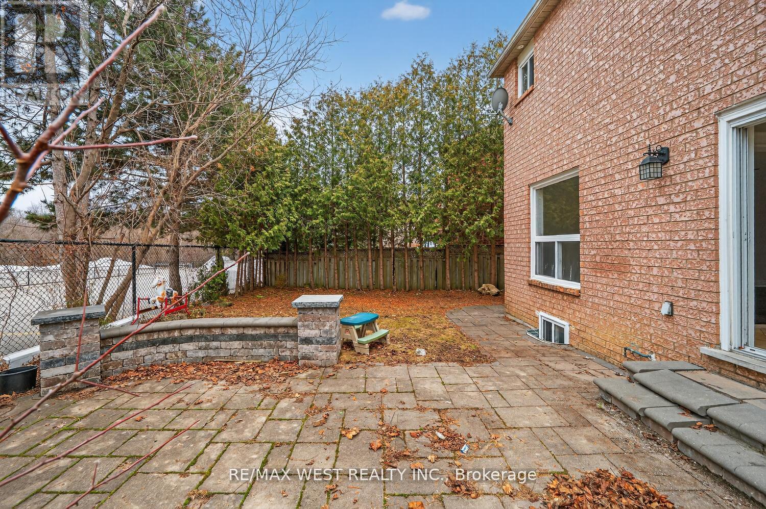 75 Forestgrove Circle, Brampton, Ontario L6Z 4T3 - Photo 40 - W12736930