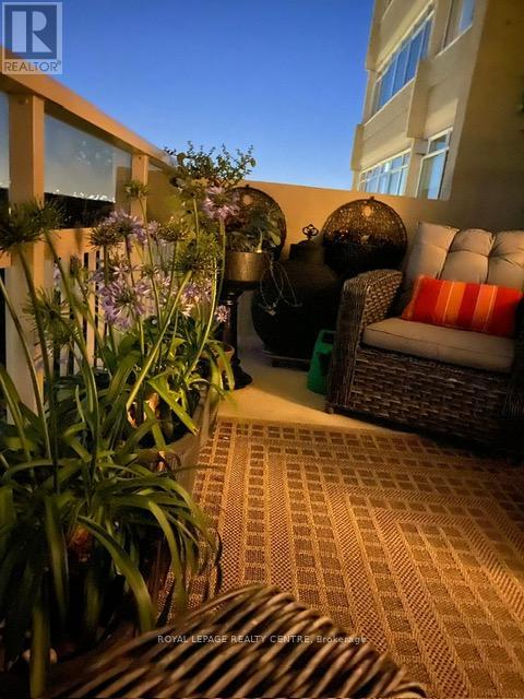 1607 - 1359 White Oaks Boulevard, Oakville, Ontario  L6H 2R8 - Photo 47 - W12866998