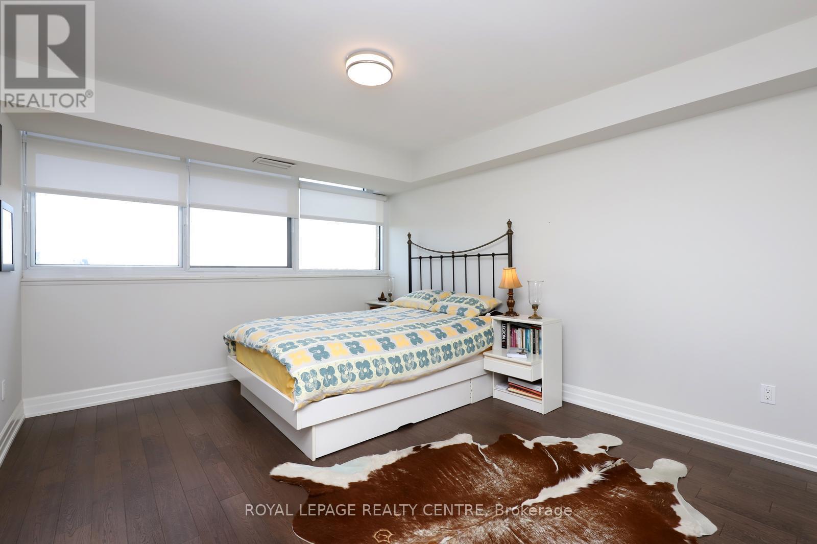 1607 - 1359 White Oaks Boulevard, Oakville, Ontario  L6H 2R8 - Photo 26 - W12866998