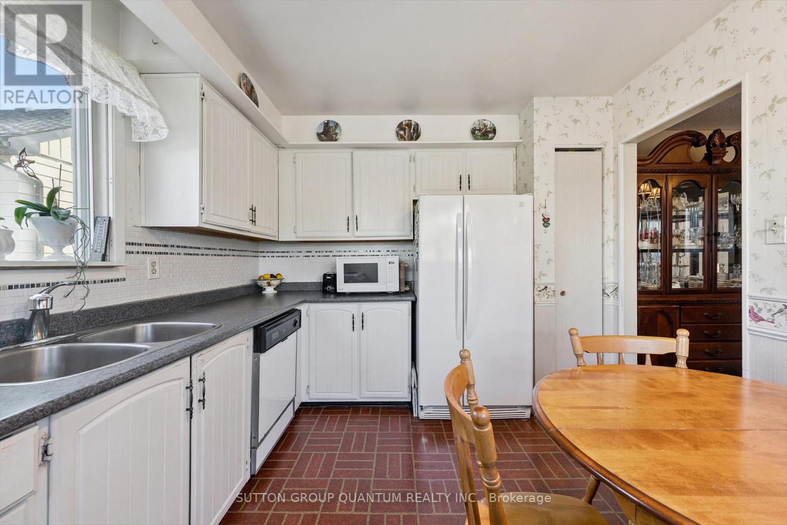 2486 Oak Row Crescent, Mississauga, Ontario  L5L 1P4 - Photo 17 - W12929076