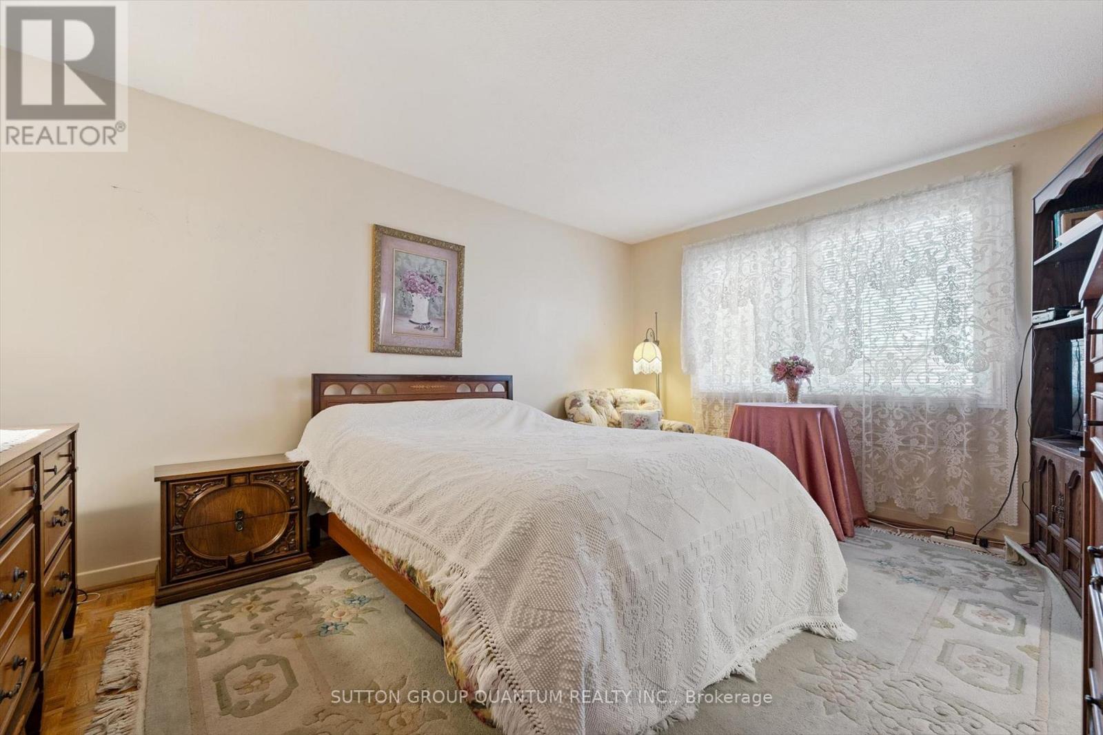 2486 Oak Row Crescent, Mississauga, Ontario  L5L 1P4 - Photo 21 - W12929076