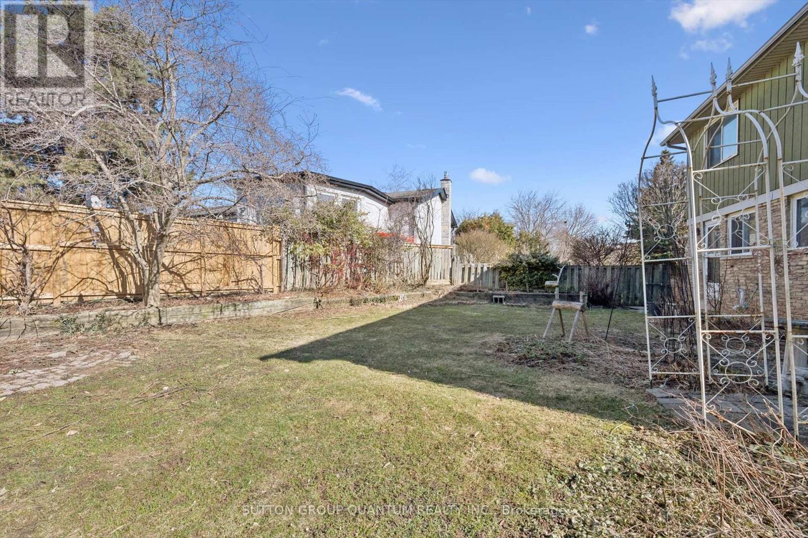 2486 Oak Row Crescent, Mississauga, Ontario  L5L 1P4 - Photo 29 - W12929076