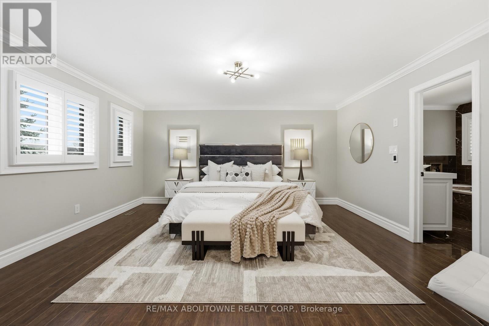 2225 Glazebrook Circle, Oakville (Wm Westmount), Ontario  L6M 5B5 - Photo 24 - W12929118