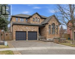 2225 GLAZEBROOK CIRCLE, Oakville, Ontario