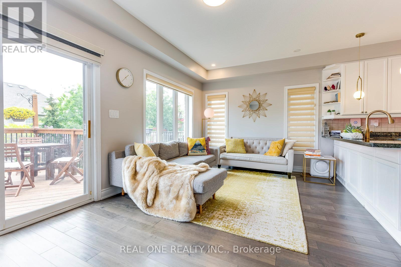 2379 Wasaga Drive, Oakville (Jc Joshua Creek), Ontario  L6H 0B7 - Photo 10 - W12929132