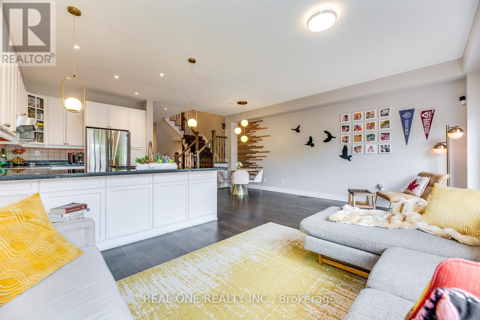 2379 Wasaga Drive, Oakville (Jc Joshua Creek), Ontario  L6H 0B7 - Photo 12 - W12929132